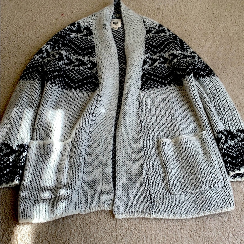 very warm billabong cardigan